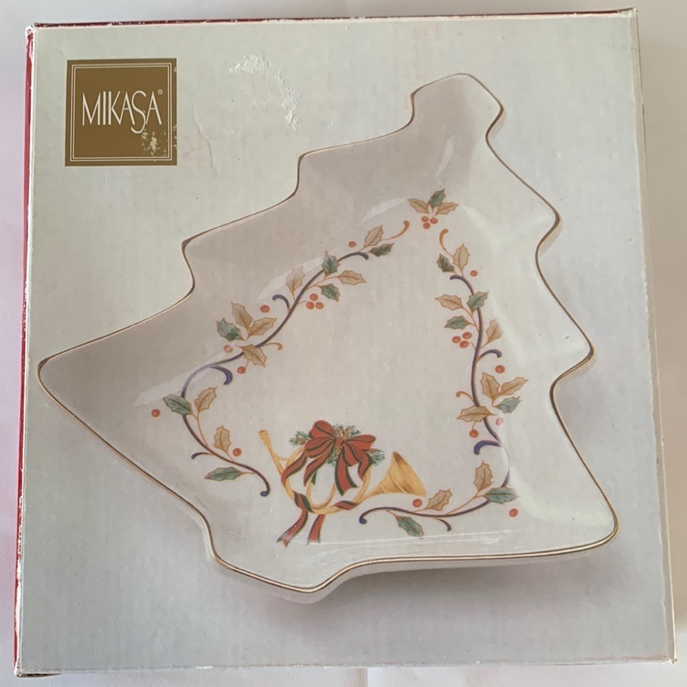 Mikasa Holiday Elegance Fine China 8” Tree Candy Dish Gold Trim FK01/902 NWT - Picture 3 of 6